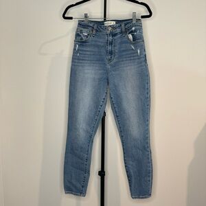 Abercrombie & Fitch | Super Skinny Ankle High Rise | Medium | Size 27/4R​